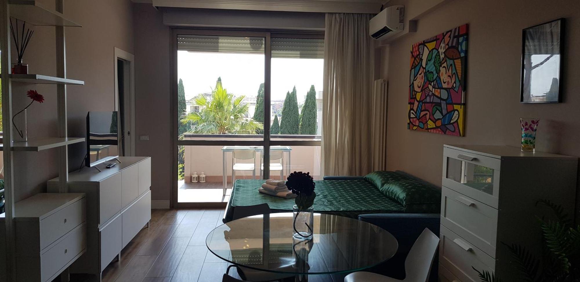 Apartment Oasis *